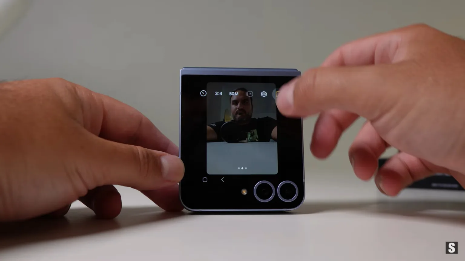 Samsung reprograma Galaxy Z Flip FE para o fim de 2025 1 Galaxy Z Flip 7 FE