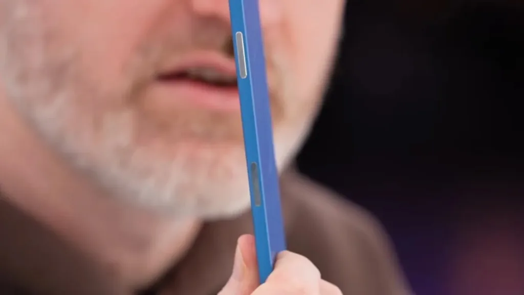 iPhone 17