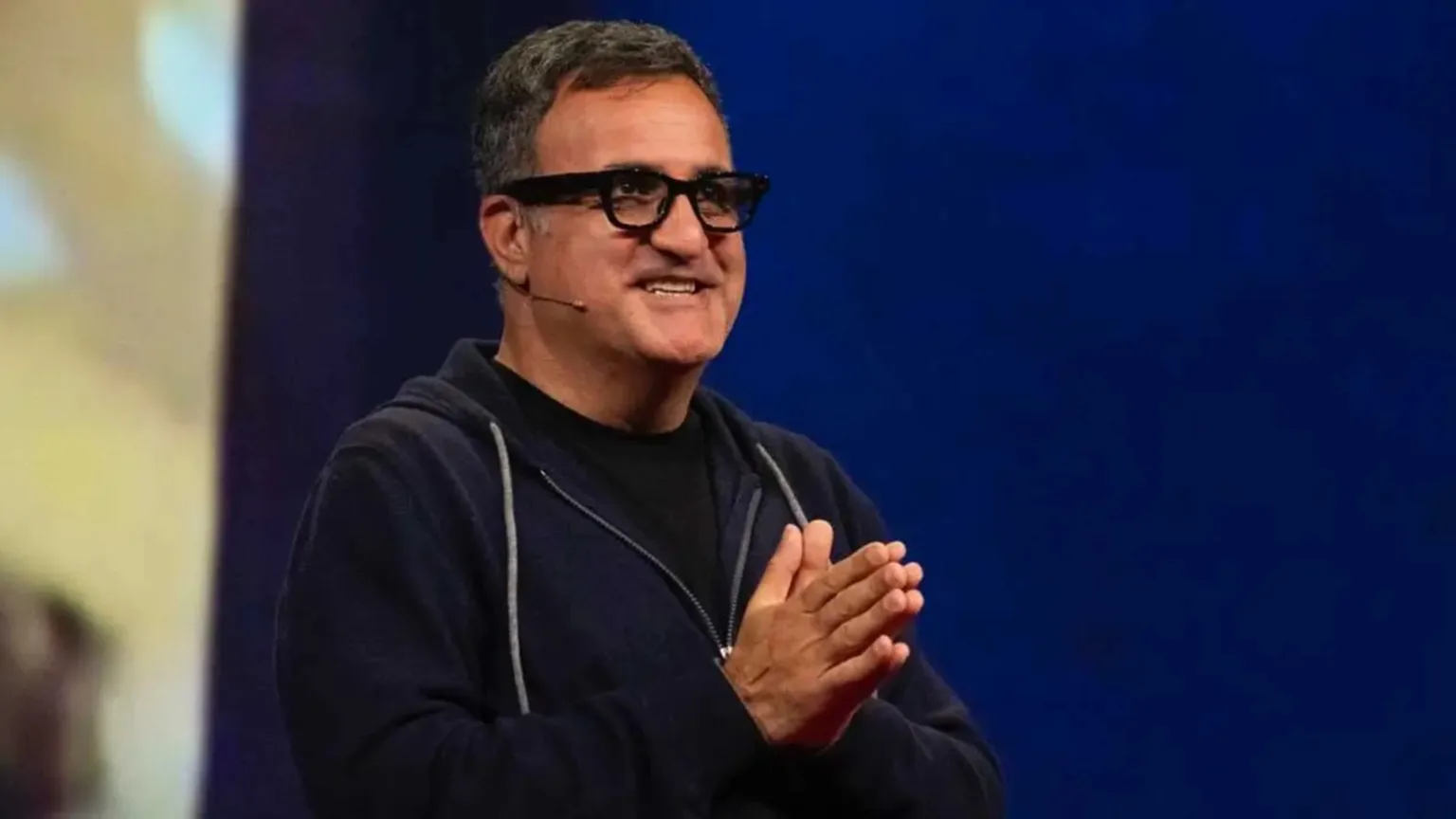 Óculos Android XR do Google aparecem em uso real durante o TED2025 1 óculos Android XR