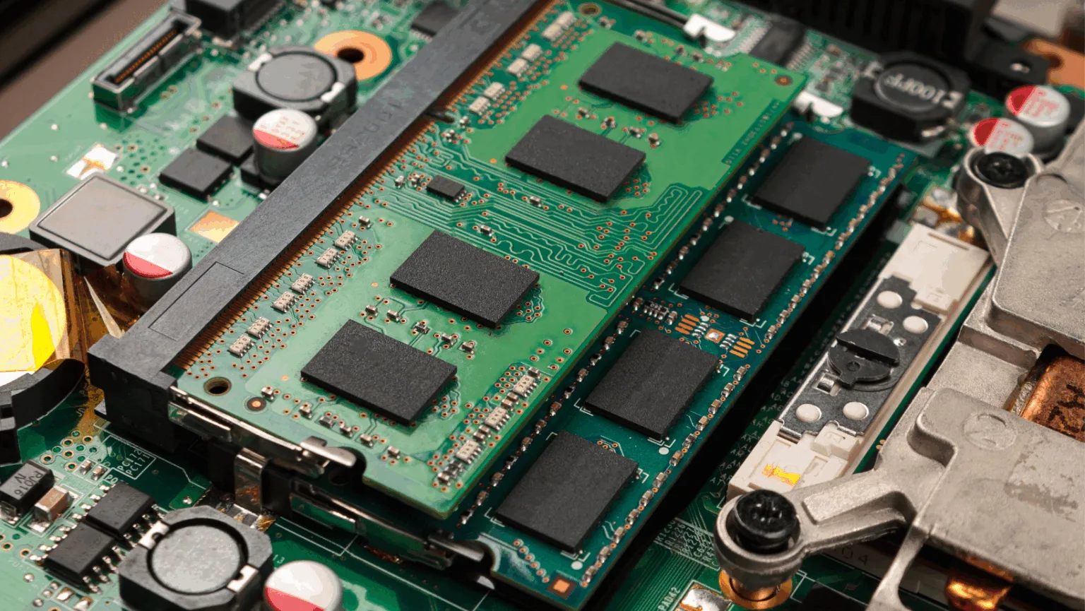 Kmemdump é proposto para o kernel Linux como nova ferramenta de depuração de memória 1 Proposta de kmemdump no kernel Linux para dumps seletivos de memória