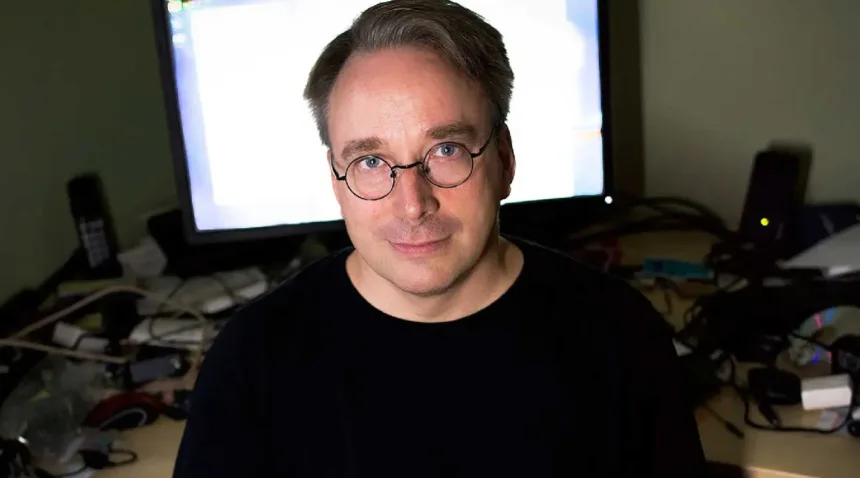 Fundador do Linux, Linus Torvalds, rejeita ativação padrão do DAMON no Kernel Linux 6.16