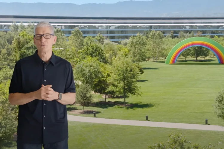 Imagem do vídeo da transmissão ao vivo da Apple no WWDC 2025.