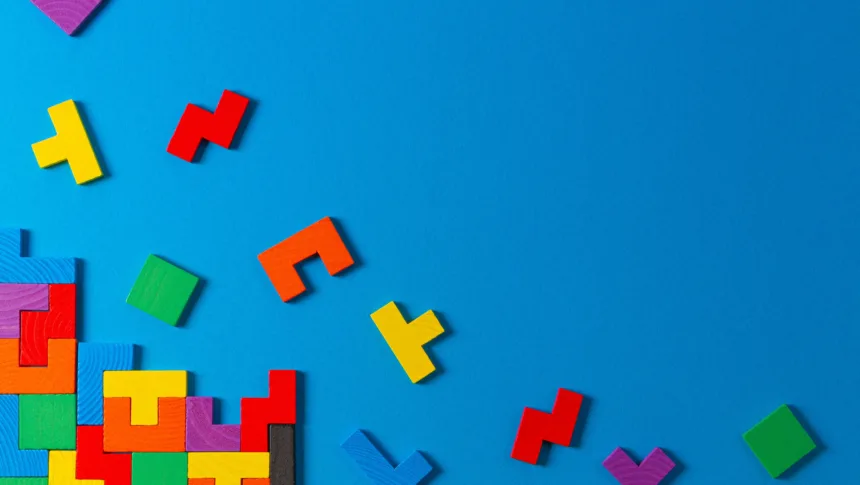 Blocos em formato de Tetris representando jogos linha de comando no terminal Linux