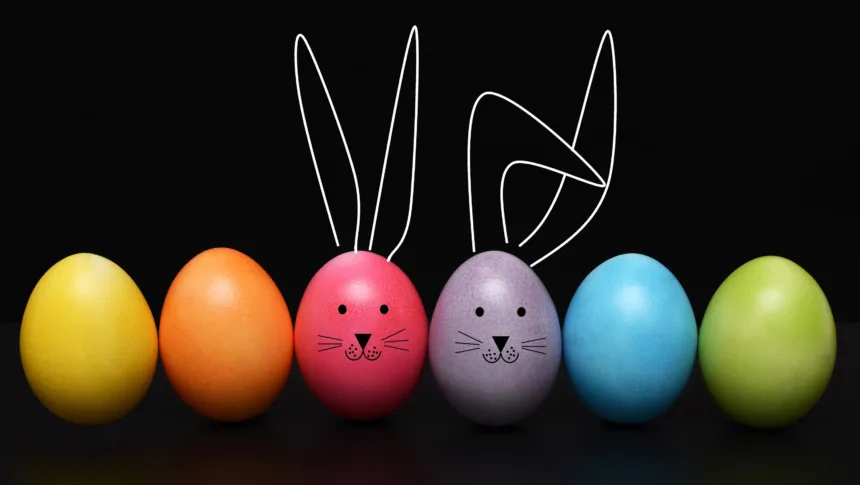 ovos de Páscoa coloridos representando os ovos de páscoa Linux e suas surpresas escondidas no sistema