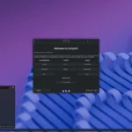 Desktop do CachyOS Julho 2025 exibindo a tela de boas-vindas do instalador com interface Plasma, fundo roxo em gradiente e menus modernos, destacando o foco em usabilidade e experiência de usuário para gamers no Linux.