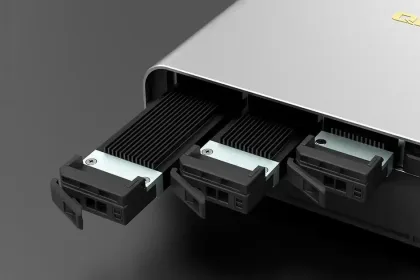 QNAP lança NAS com SSDs de 19,2 TB para uso em casa