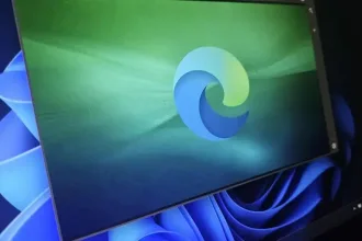 Microsoft Edge inchando sua interface com o recurso de reescrita automática