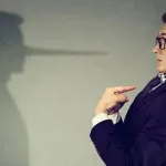 Gerente nefasto tentava enganar clientes, mas engenheiro salvou o dia