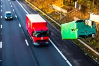 UK Home Office investe £60M em aplicativo de reconhecimento de placas