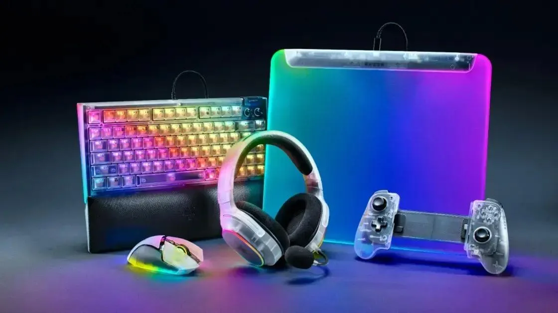 Razer lança a coleção Phantom White de periféricos gamers com design translúcido