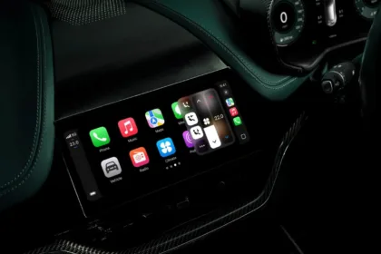 CarPlay Ultra