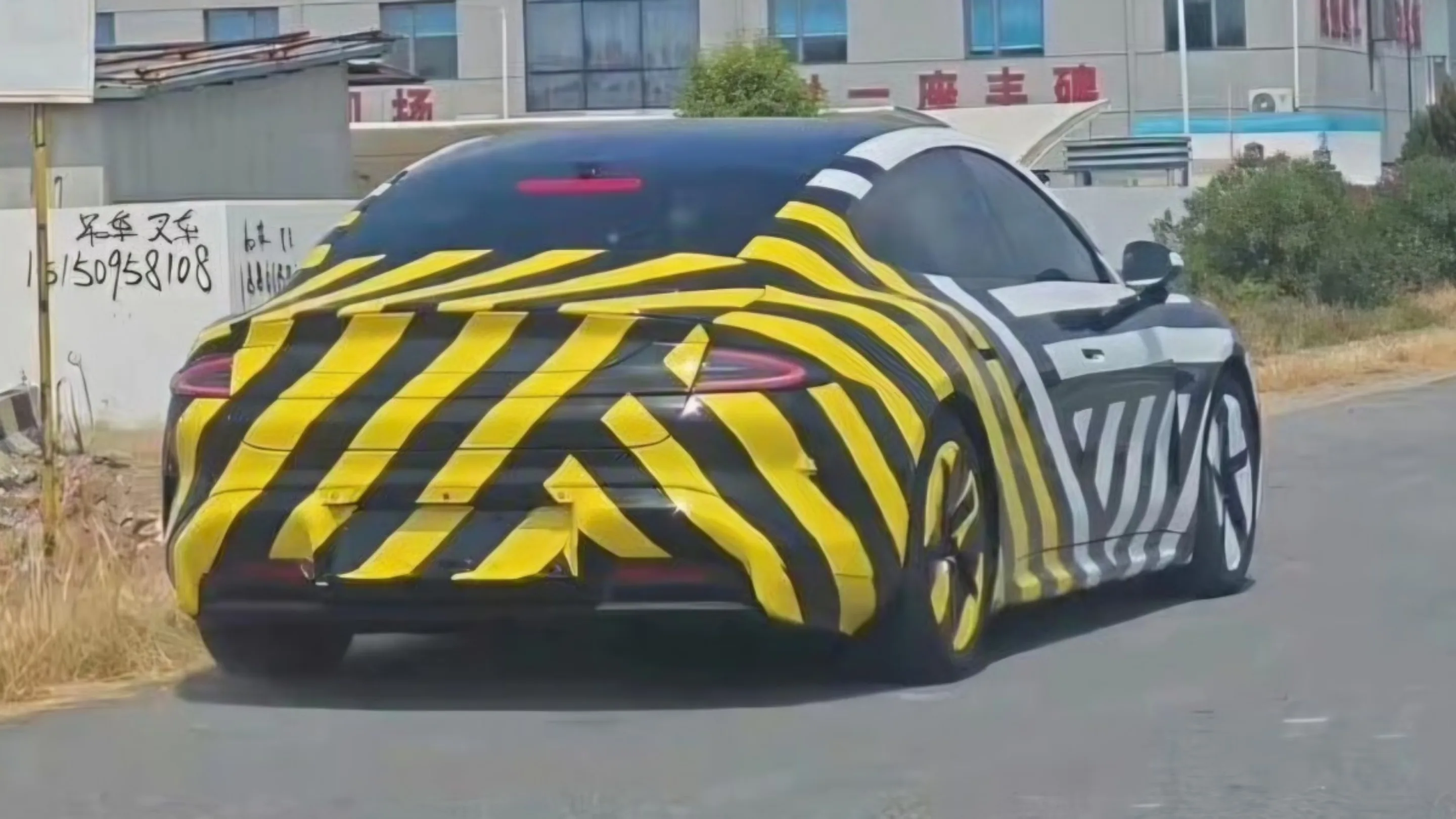 Xiaomi SU7 2026: estratégia da Xiaomi EV contra a Tesla 2 SU7 2026