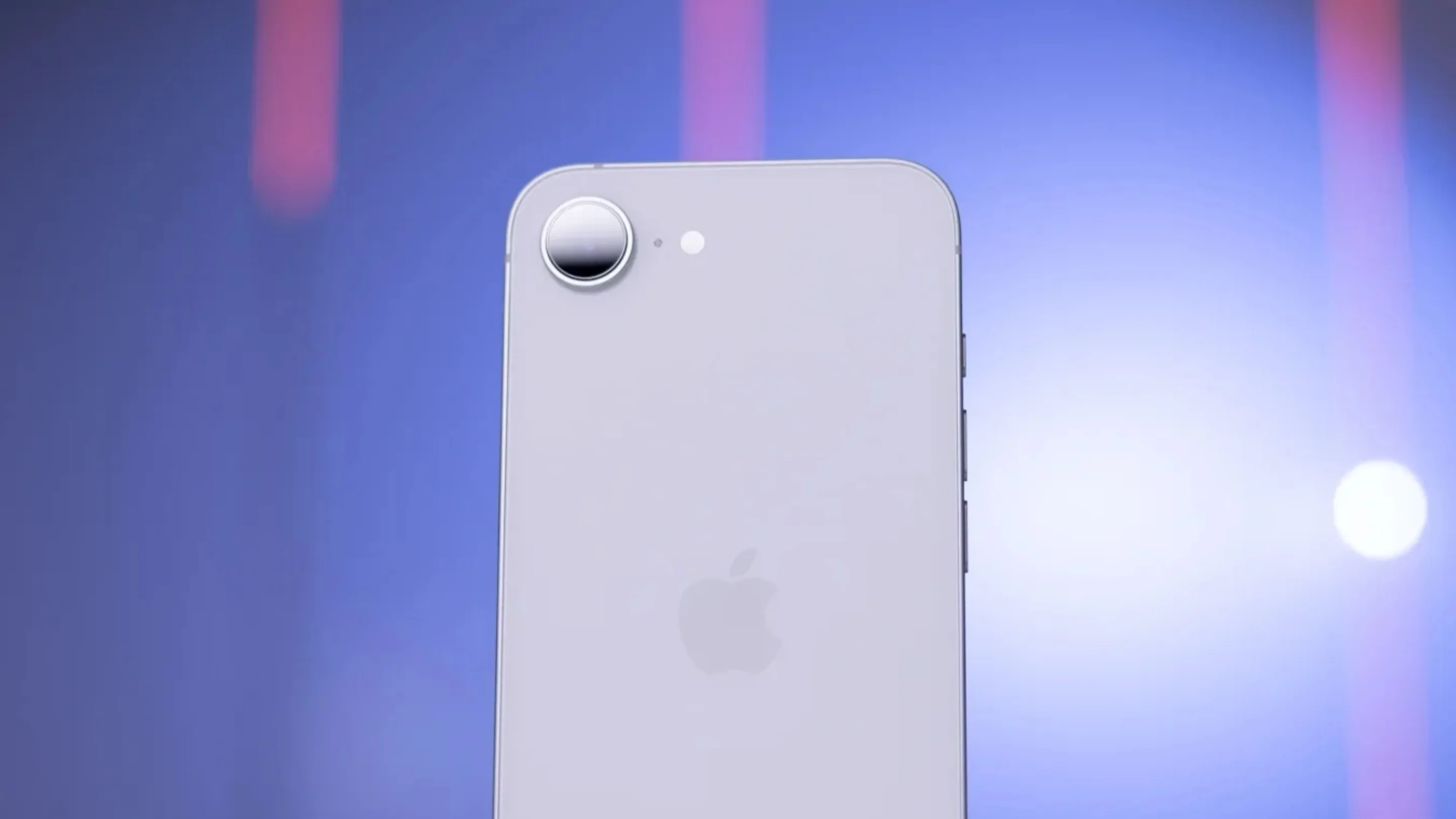 17e 2026 novidades chip a19