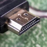 Diagrama técnico da Radxa NIO-12L com SoC MediaTek MT8395 e a porta HDMI ligada a um monitor, destacando DPI1, HDMI PHY e DDC.