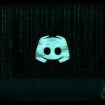 Ilustração com o logotipo do Discord “glitched” sobre fundo de código Python verde, representando o VVS Stealer.