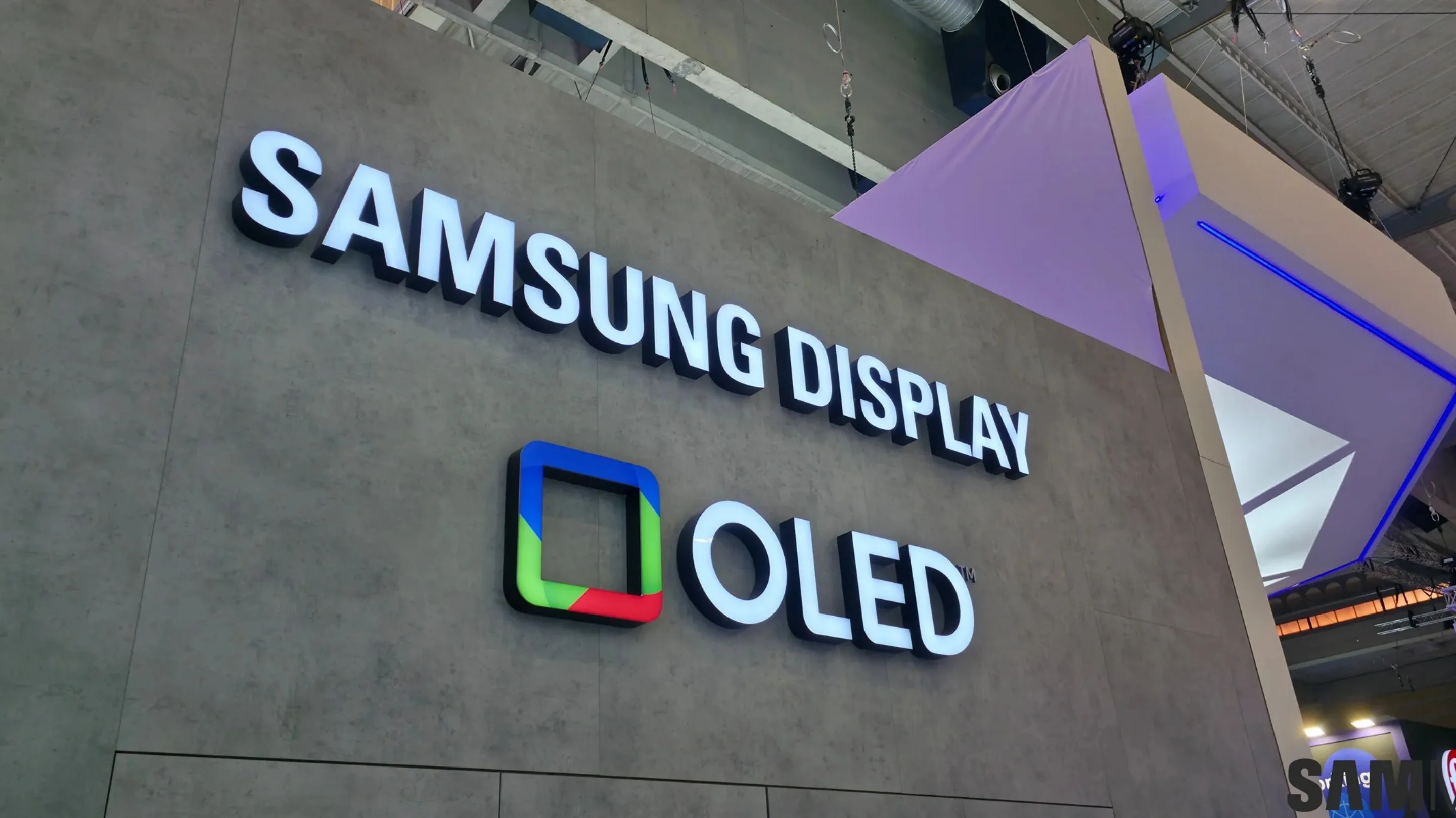 4UUNBy57 18 pro telas oled ltpo samsung lg