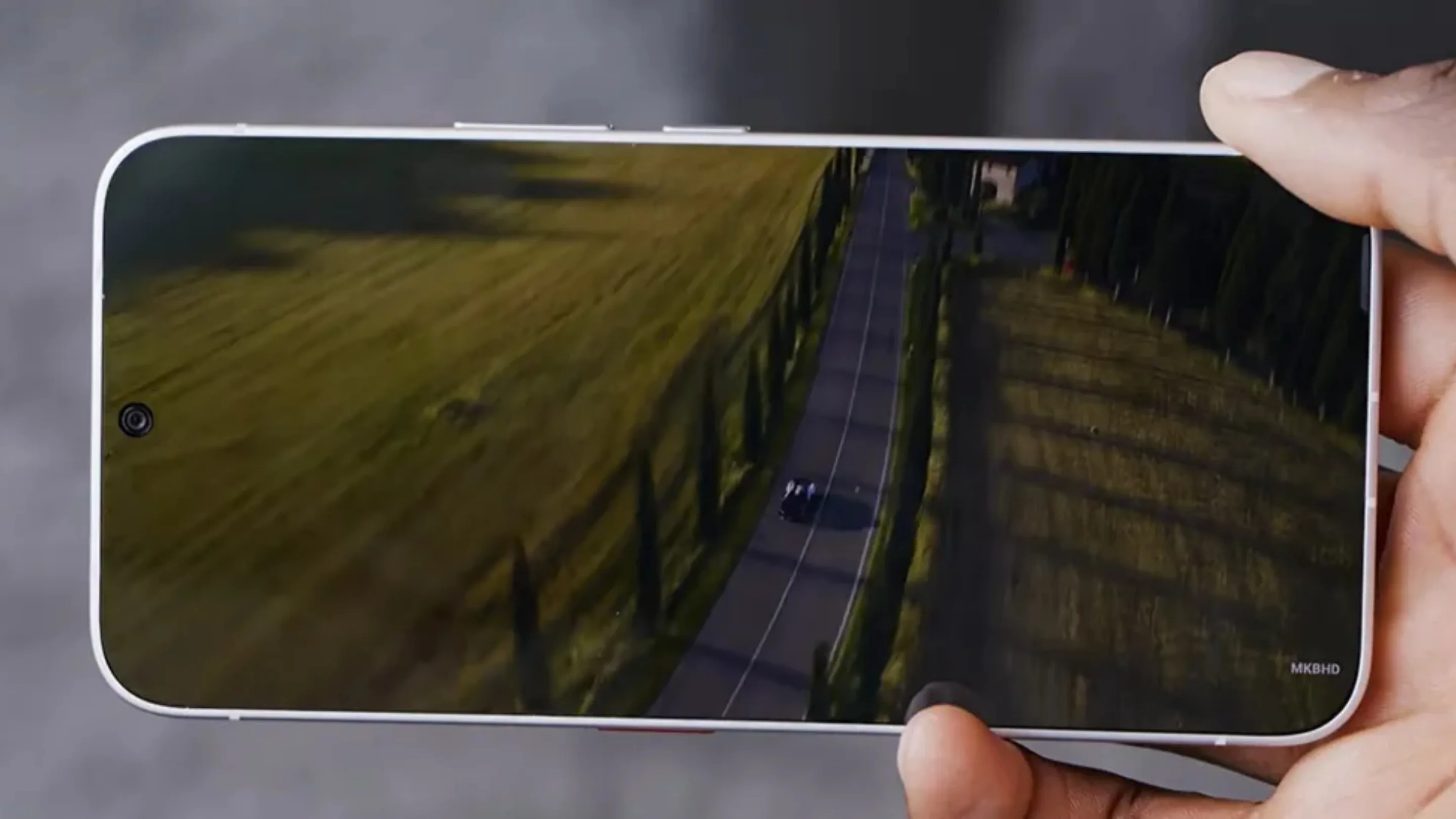 Celular sem bordas TECNO: conceito de 0 mm