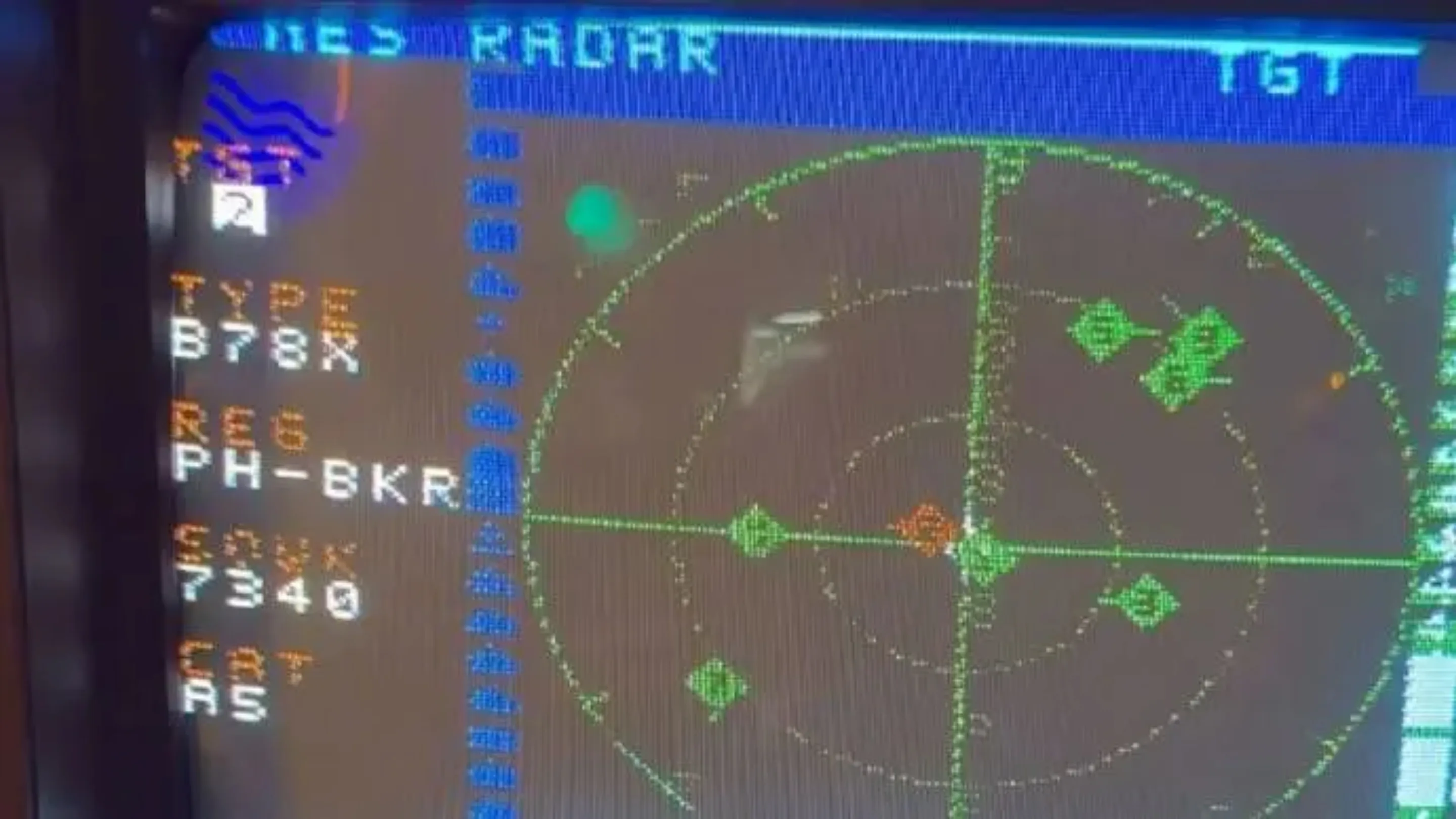 NES Radar: projeto transforma Nintendo antigo em monitor de voos 2 ypkpDyyG nes radar console nintendo monitora voos 2