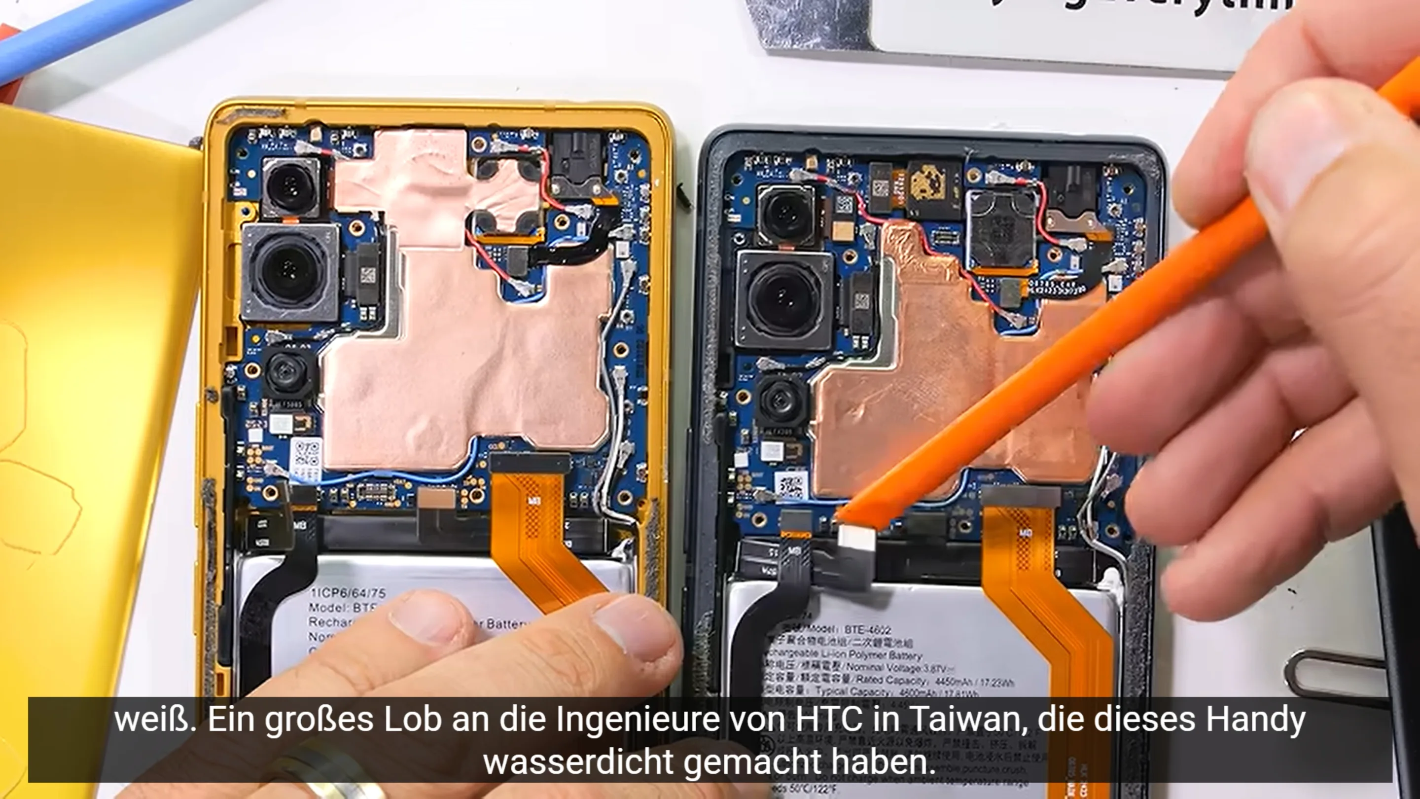 Trump Mobile T1: teste de desmontagem revela HTC U24 Pro 2 Iwc3gBdt trump mobile t1 desmontagem htc u24 pro 2