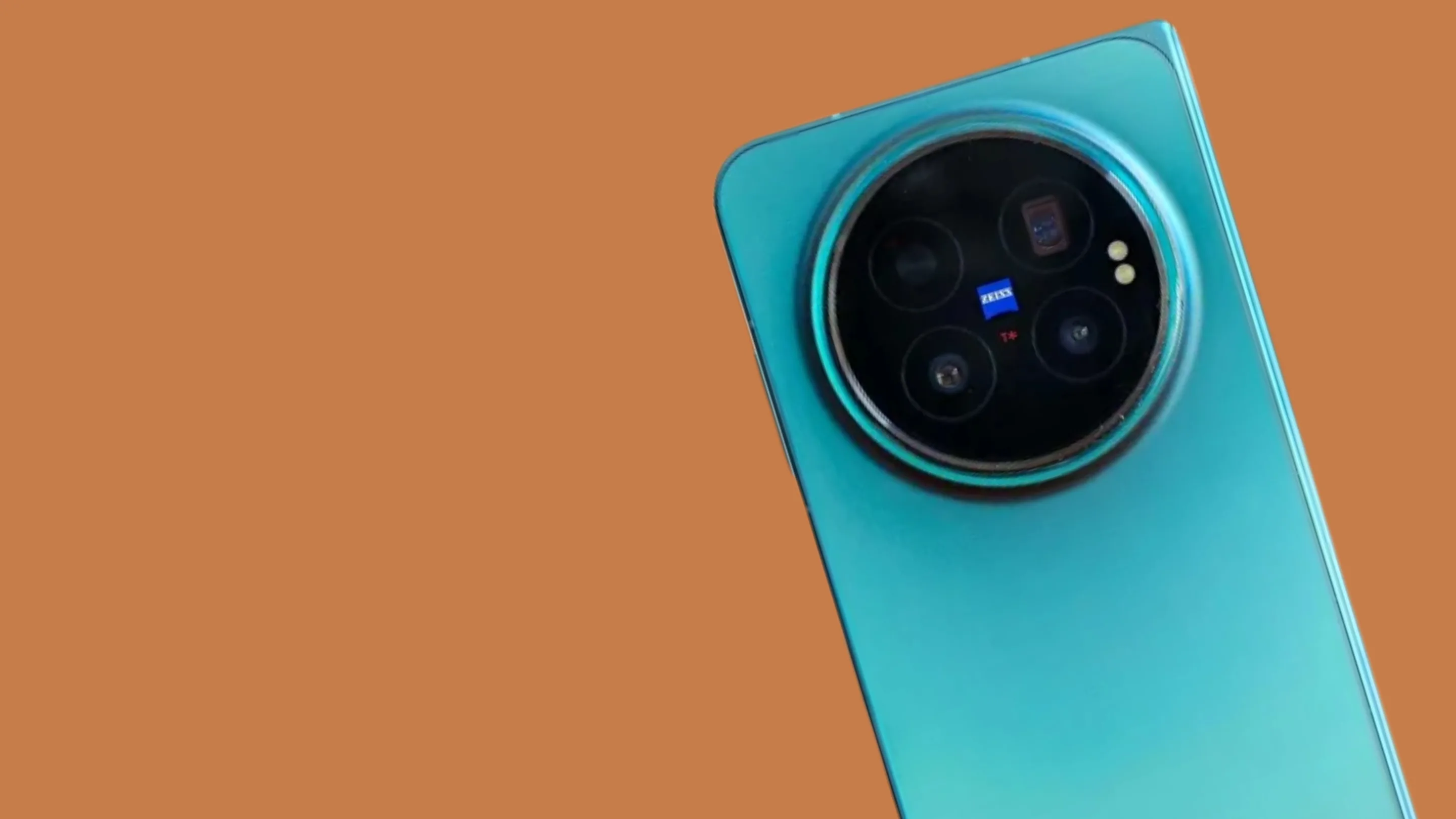 Vivo X Fold 6: dobrável global traz câmera de 200 MP e 7000 mAh